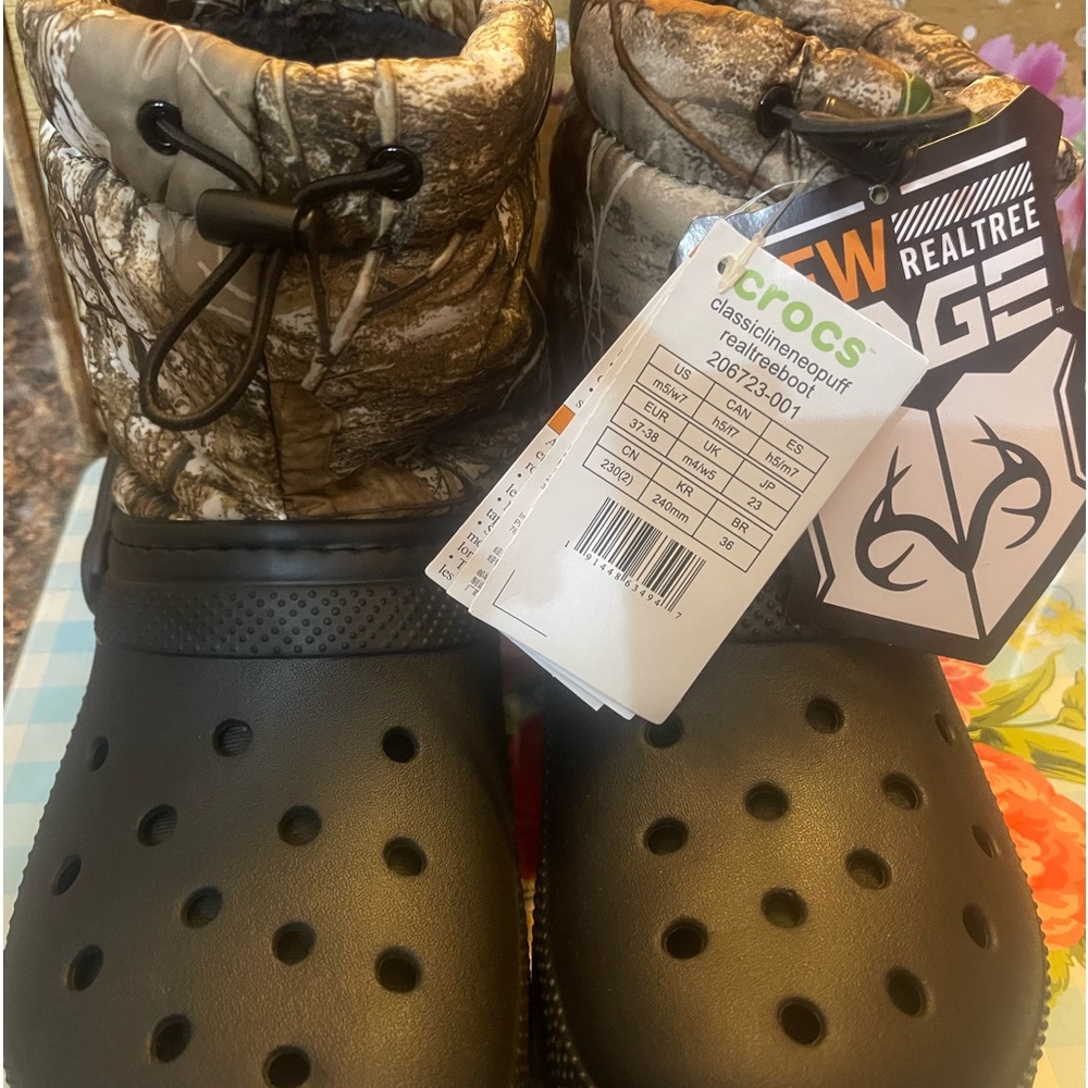 CROCS BOOTS